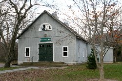 Frank Brush Barn: Location of gallery event